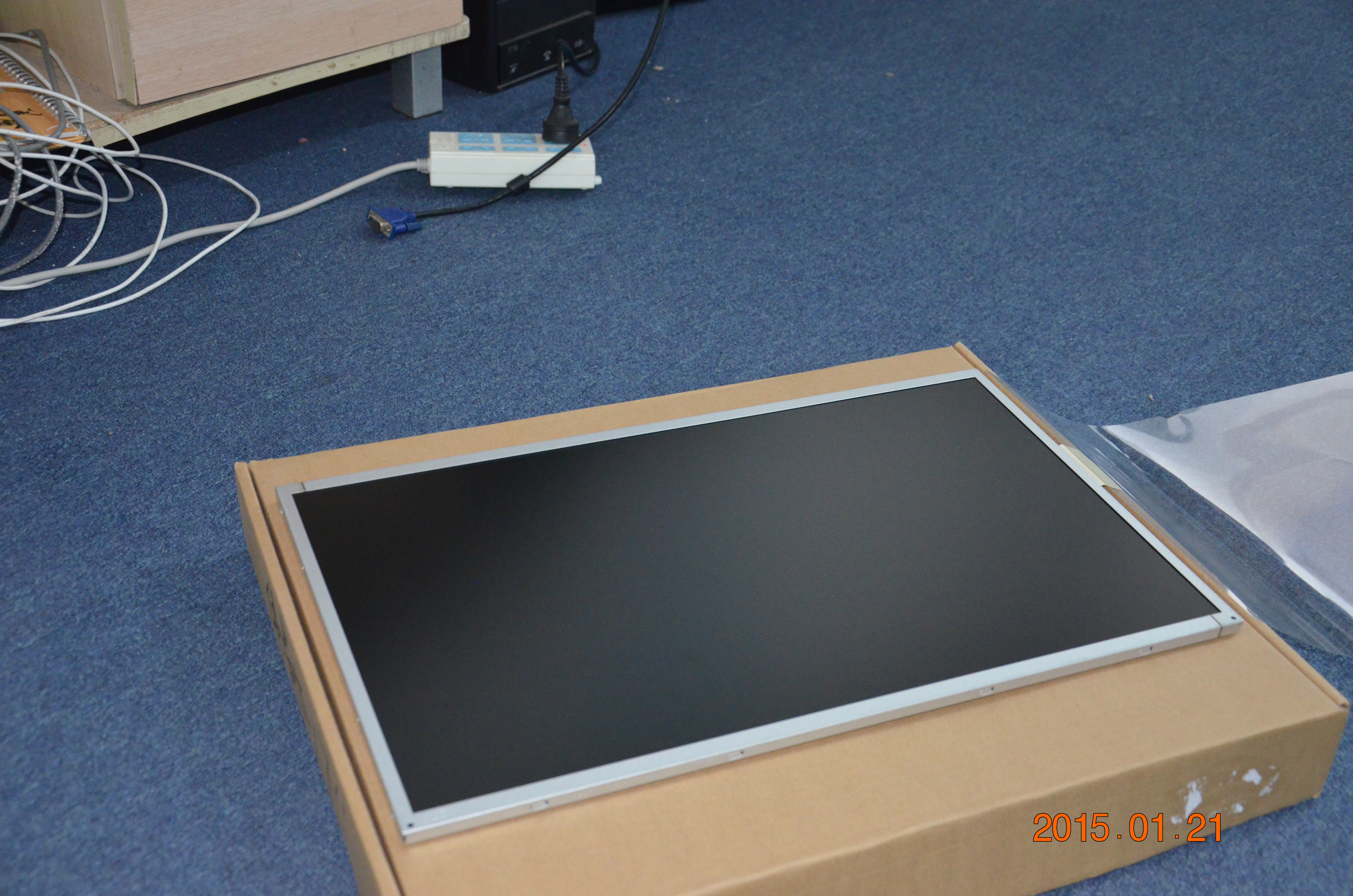 LCD與OLED哪個好，差別在哪？