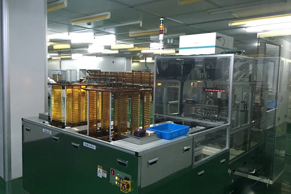 OLED顯示屏顯示特點(diǎn)及應(yīng)用范圍